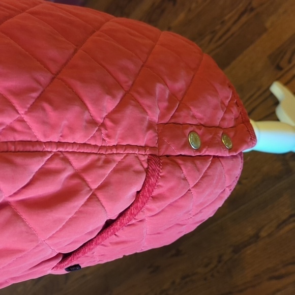 Vtg. Red Vest Chavarari Germany Bavarian quilted vest corduroy collar sz S - Picture 4 of 13